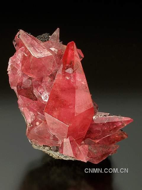 Rhodochrosite, Uchucchacua Mine, Oyon Province, Lima Department, Peru. Kiyoshi Kiikuni photo