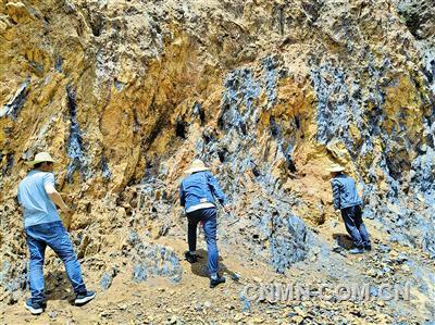 来自非洲的地质之声：青春在赤道上闪耀——江西省地质局物化探大队地质勘探小组赴乌干达勘查随记